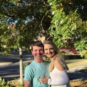 Meet your Posher, Hayley